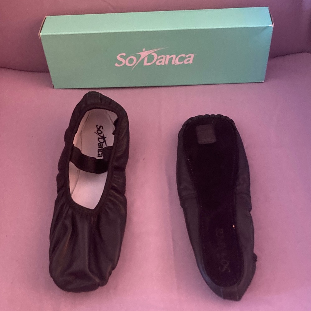 So Danca Black Leather Women's Dance Slippers